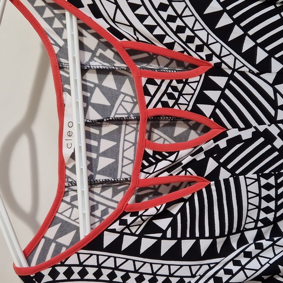 Black and white summer dress - Picture 2 of 5